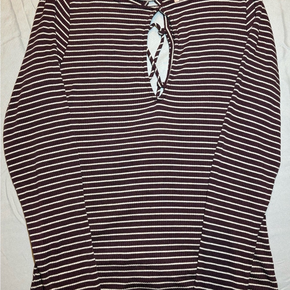 Willow & Root Maroon & White Striped Long Sleeve Women's Size Small String Back